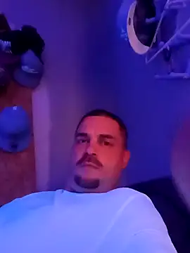 Snapshot of Jewfish420 chatting on 12-06-24, 12:07 Jewfish420 online show from 12-06-24, 12:07