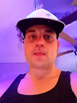 Snapshot of Jewfish420 chatting on 03-07-25, 07:05 Jewfish420 online show from 03-07-25, 07:05