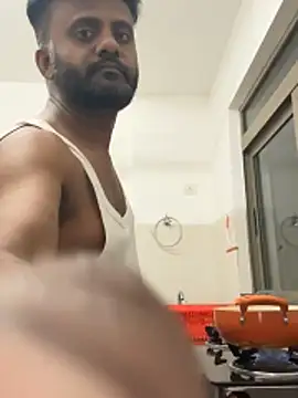 Snapshot of HIMSEXY chatting on 11-05-25, 01:58 HIMSEXY online show from 11-05-25, 01:58