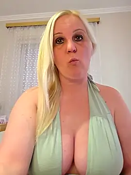 Mayci1984 online show from 04-27-26, 10:24