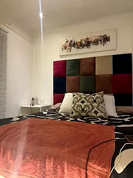 sexyTHANDO online show from 12-19-25, 07:49