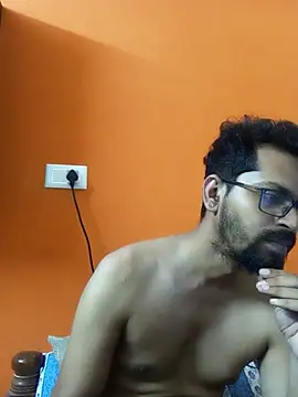 arhan3043 online show from 11-04-25, 12:31