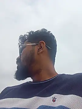 arhan3043 online show from 01-11-26, 07:15