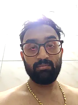 Snapshot of love4shownude chatting on 03-20-25, 05:04 love4shownude online show from 03-20-25, 05:04