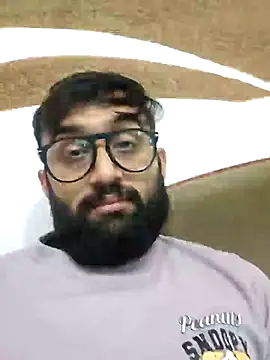 Snapshot of love4shownude chatting on 01-12-25, 07:53 love4shownude online show from 01-12-25, 07:53