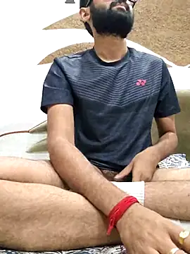 Snapshot of love4shownude chatting on 10-16-25, 04:59 love4shownude online show from 10-16-25, 04:59