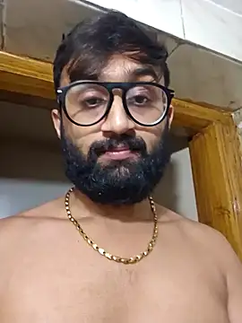 Snapshot of love4shownude chatting on 01-13-25, 04:19 love4shownude online show from 01-13-25, 04:19