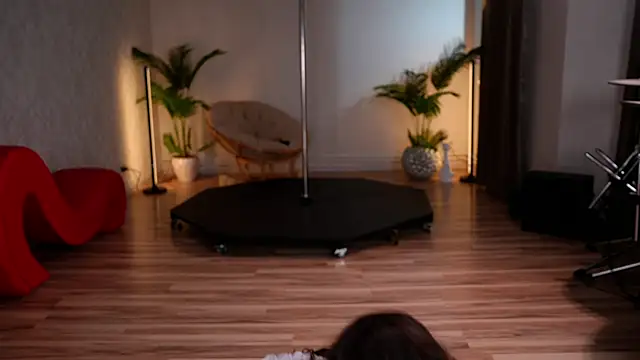 KittyCaitlin online show from 05-15-26, 09:02