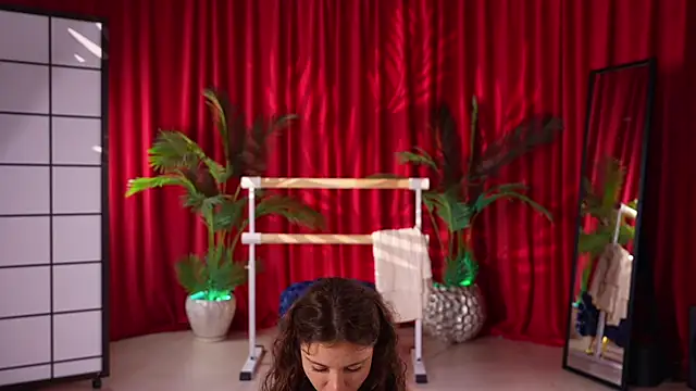 KittyCaitlin online show from 09-10-25, 12:09