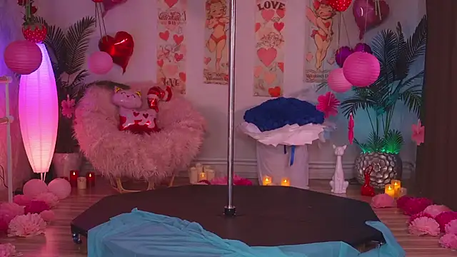 Snapshot of KittyCaitlin chatting on 02-16-26, 11:35 KittyCaitlin online show from 02-16-26, 11:35