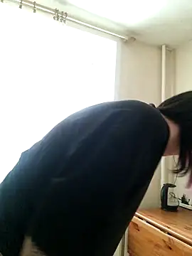 LazyTanukii online show from 12-10-24, 08:30