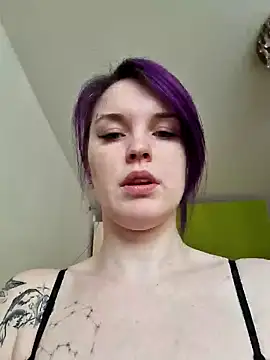 LazyTanukii online show from 02-05-25, 08:54