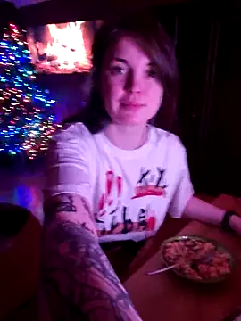 LazyTanukii online show from 12-05-25, 06:23