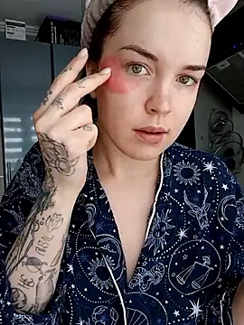 LazyTanukii online show from 10-05-25, 06:59