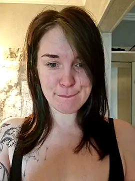 LazyTanukii online show from 10-16-25, 06:21