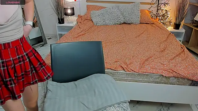 CharmedDoll online show from 03-04-25, 04:41