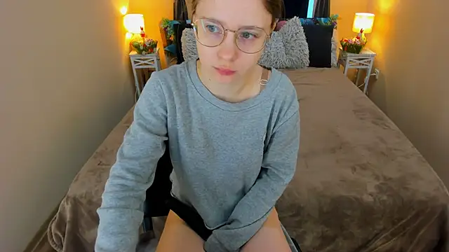 CharmedDoll online show from 04-08-26, 06:37