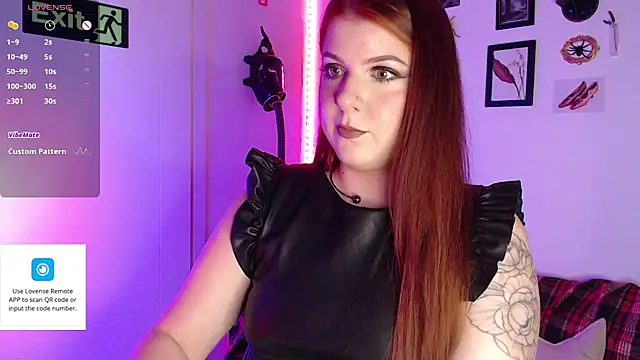 auroralatexprincess online show from 10-23-25, 06:50