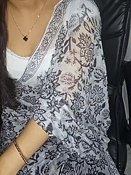 aliyaah singh online show from 03-21-26, 06:12