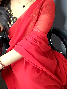 aliyaah singh online show from 11-18-25, 06:11