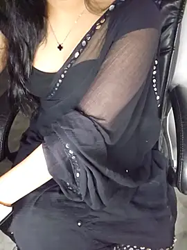 aliyaah singh online show from 06-13-26, 05:55