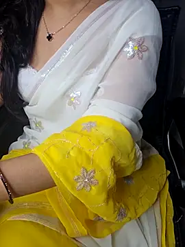 aliyaah singh online show from 10-08-25, 06:19