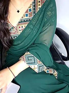 aliyaah singh online show from 03-22-26, 06:20