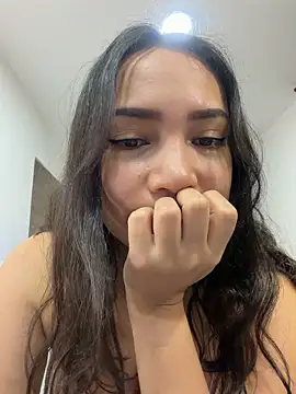 cutie and slutty online show from 06-05-26, 05:56