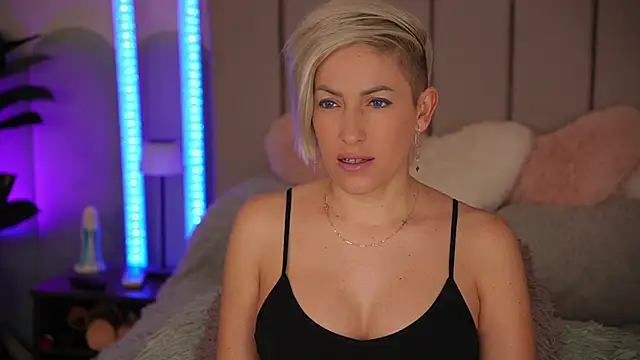 VickySecret96 online show from 12-05-25, 05:55