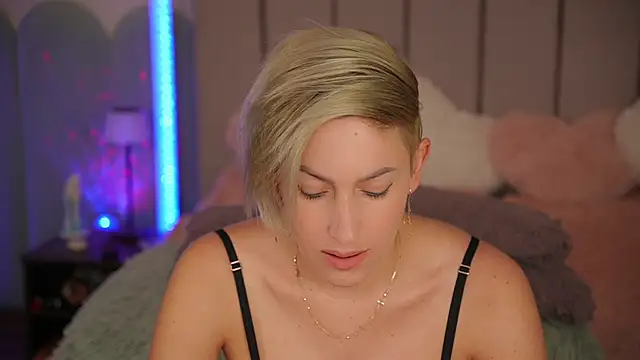 VickySecret96 online show from 10-14-25, 04:40