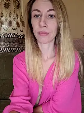 MissisMilk online show from 02-17-25, 10:07