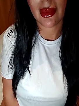 Queen sousou online show from 04-15-26, 05:28