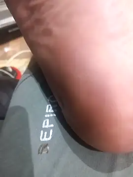 Queen sousou online show from 02-19-25, 02:44