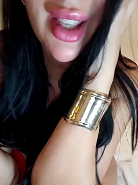 Queen sousou online show from 03-29-26, 07:37