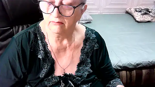 LolkaAlyss online show from 12-19-25, 03:32