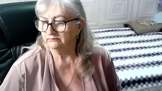 LolkaAlyss online show from 11-26-25, 02:00