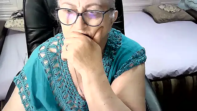 LolkaAlyss online show from 12-16-25, 07:34