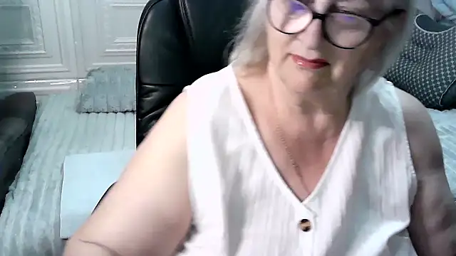 LolkaAlyss online show from 05-04-26, 08:33