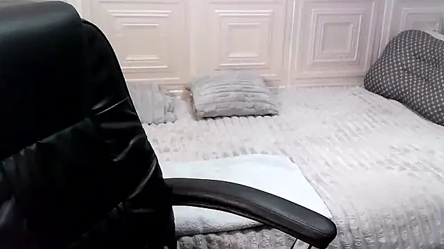 LolkaAlyss online show from 05-11-26, 07:32