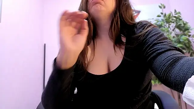 BattyMoll online show from 04-16-26, 09:04