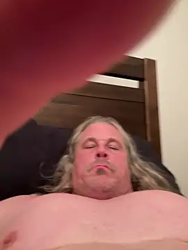 Snapshot of zeus337 chatting on 01-15-26, 12:36 zeus337 online show from 01-15-26, 12:36