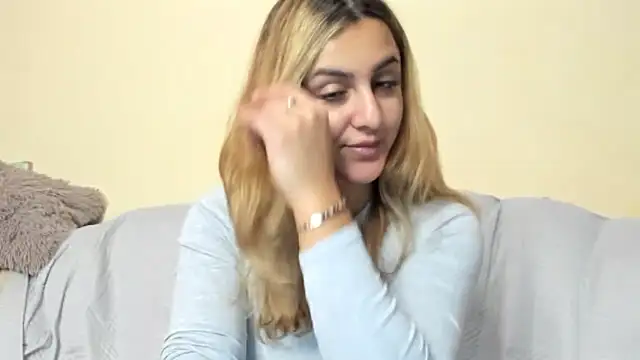 NicolePlay online show from 02-13-26, 08:53