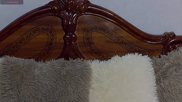 NicolePlay online show from 02-23-26, 06:25