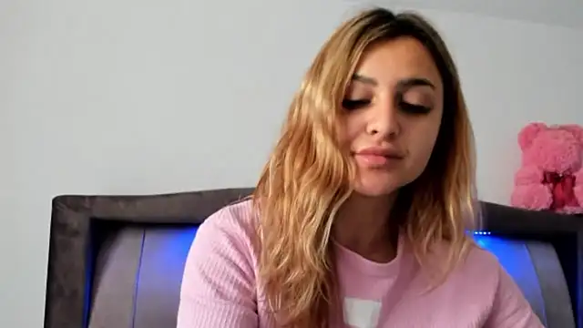 NicolePlay online show from 03-04-26, 05:37