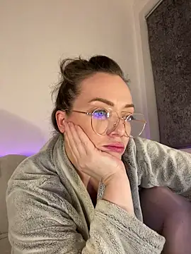 FemDom RubyKnightXXO online show from 12-15-25, 09:31