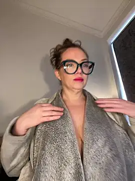 FemDom RubyKnightXXO online show from 04-22-26, 05:09