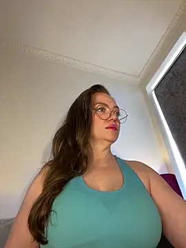 FemDom RubyKnightXXO online show from 04-27-26, 01:53