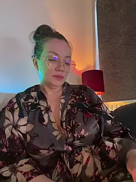 FemDom RubyKnightXXO online show from 06-15-26, 07:35