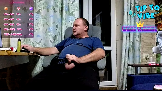 Snapshot of xxrokixxx chatting on 12-03-24, 04:44 xxrokixxx online show from 12-03-24, 04:44