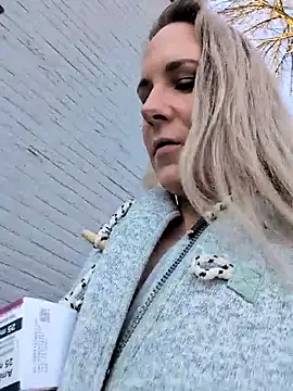 NaomiAndFriends online show from 03-03-26, 08:43